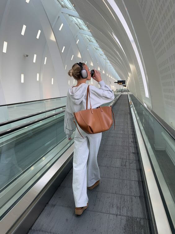 Ella Strukturerad Toteväska | Rymlig Minimalistisk Toteväska